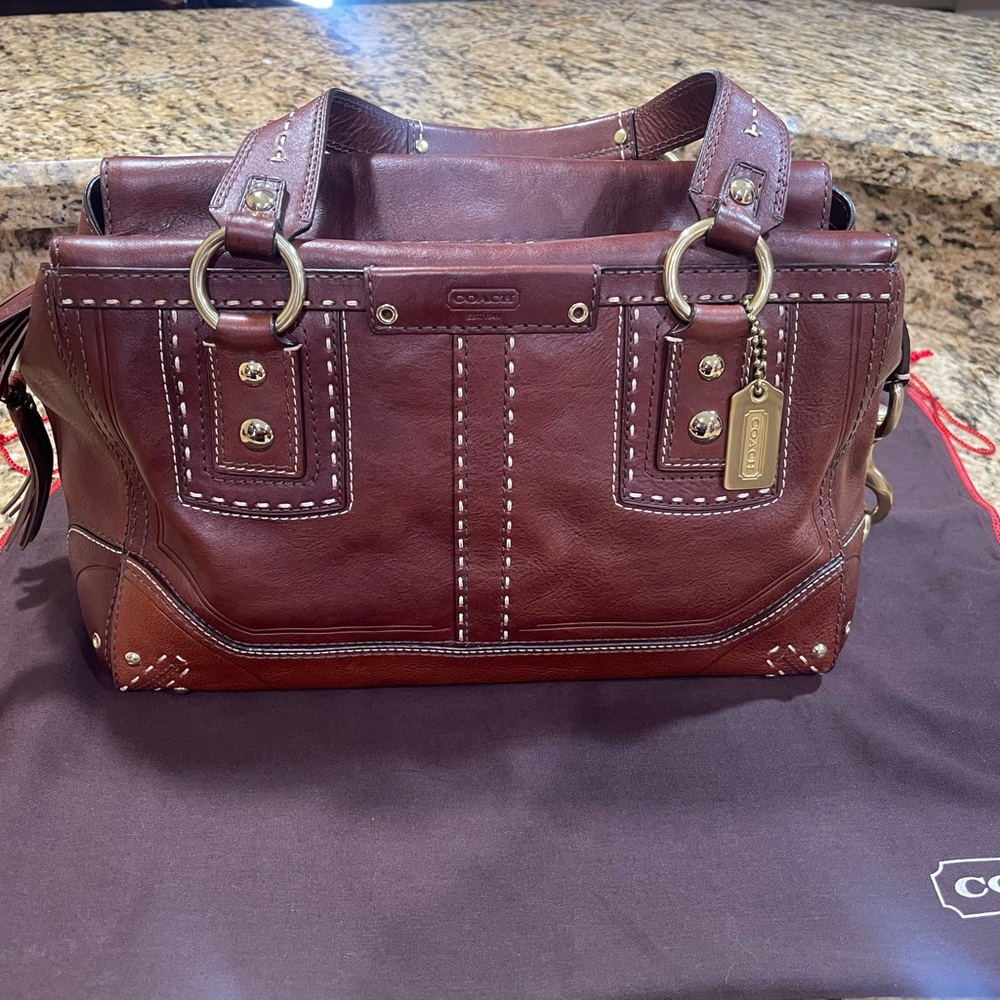 Coach brown Leather handbag with Gold Accents